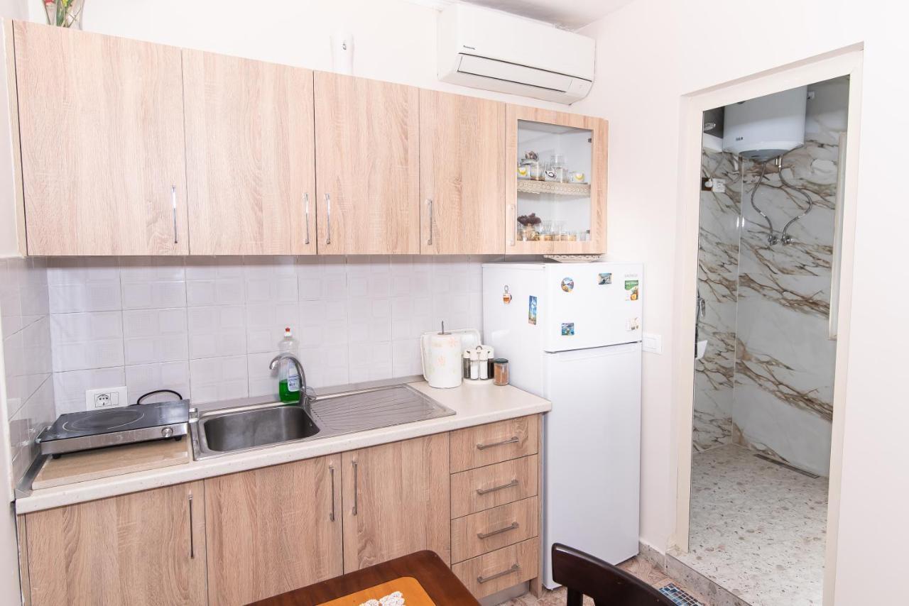Erla'S Apartment Tirana Zewnętrze zdjęcie